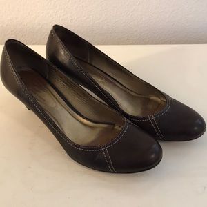 Arturo Chiang pumps